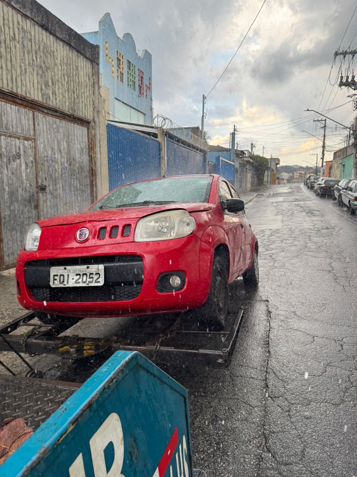 Recarga e substituição de bateria de carro no local do atendimento em SP