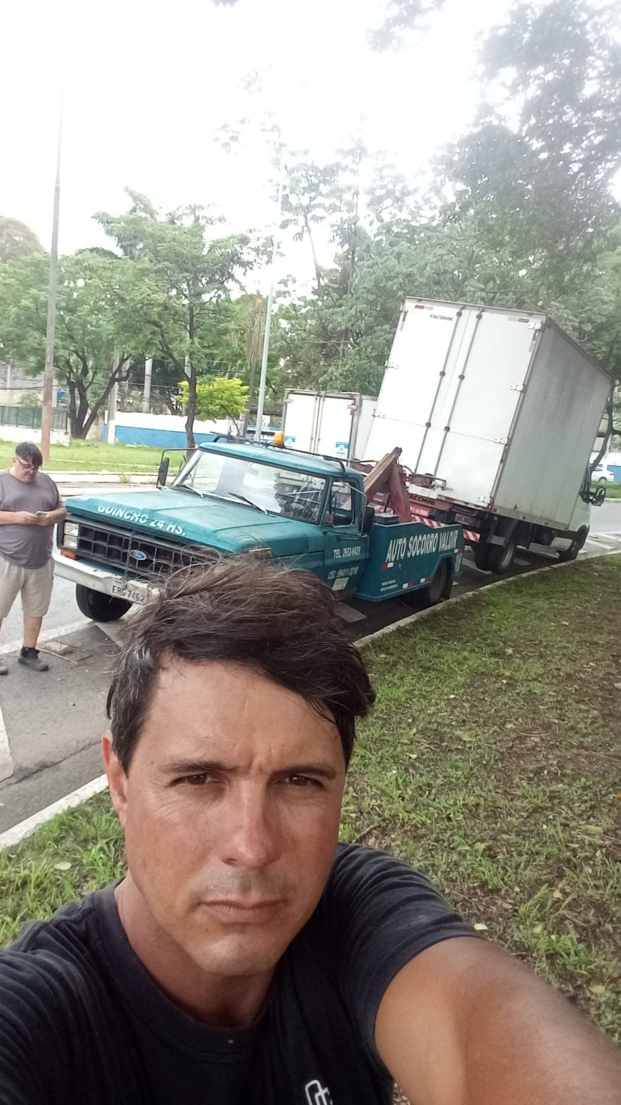 Troca de pneu furado no local e chaveiro automotivo 24h em São Paulo